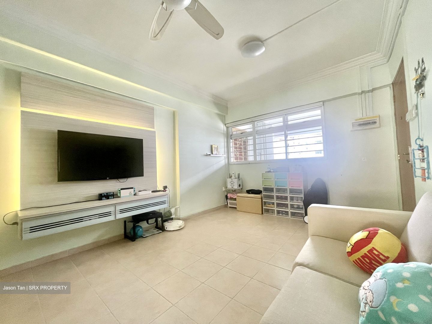 Jurong East Street 32 thumbnail photo